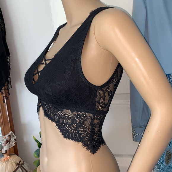 La Senza lace up padded backless black lace bra XS - Picture 9 of 12